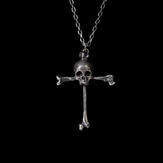 Retro Broken Damaged Skull Pendant Necklace
