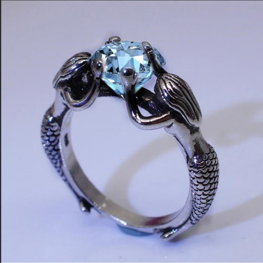 Exquisite Black Mermaid Hold Crystal Rings