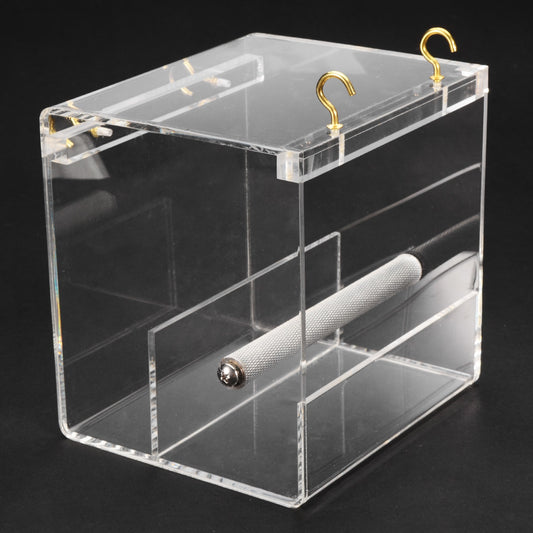 High Quality Seed Bird Feeder No Mess Parrot Toys Cockatiel