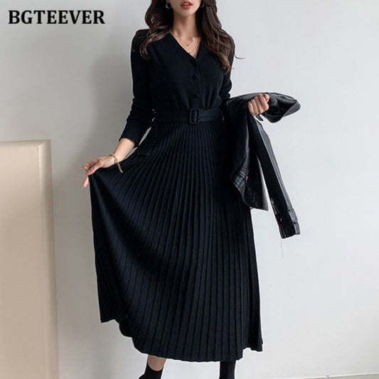 Elegant V-neck Single-breasted Sweater