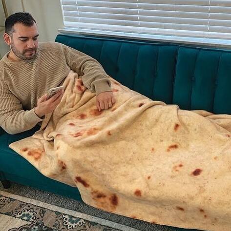 Super Soft Warm Flannel Burrito Blankets 280Gsm Round Shape