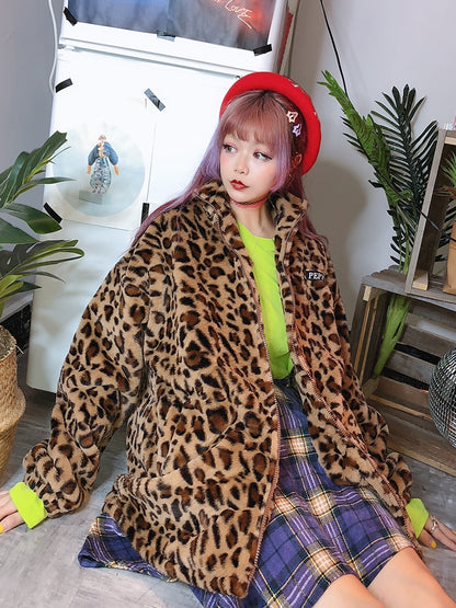 Korean version of the street hip hop retro leopard plush thickening loose winter coat