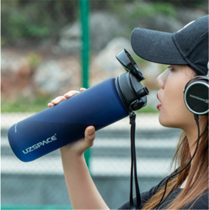 Shatter-resistant Outdoor Large Plastic Water Bottle