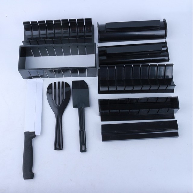 High-quality Plastic Manual Sushi Making Tool Kit with 5 Sushi Roll Molds