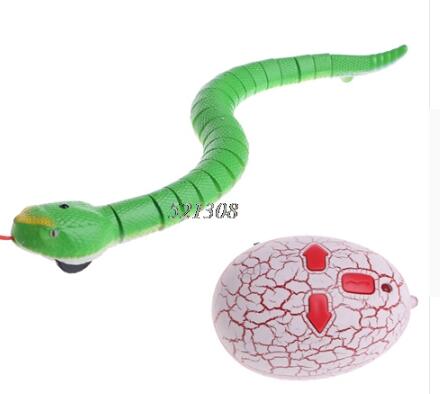 Novelty Remote Control Snake Rattlesnake Animal Toy