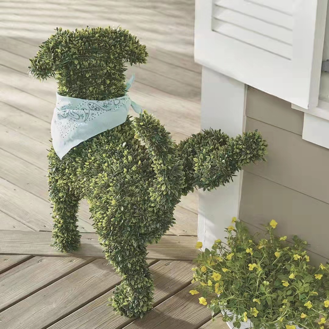 Decorative Peeing Dog in 4 Styles Green Artificial