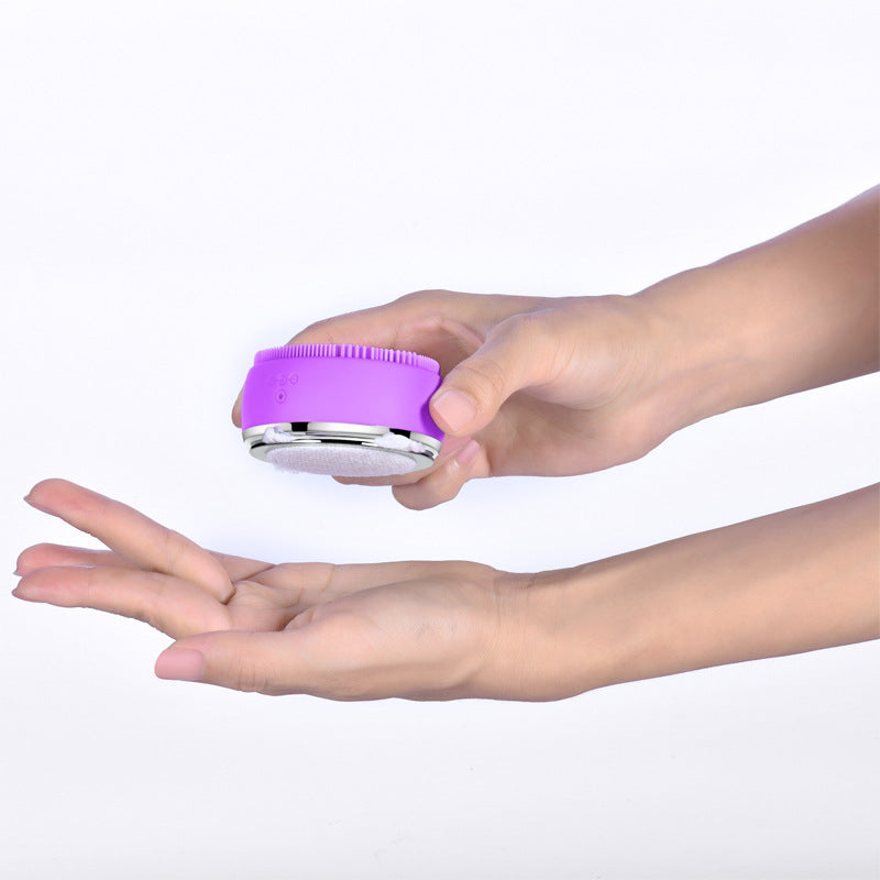 Silicone cleansing instrument