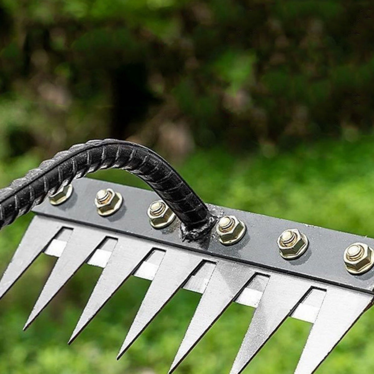 Thickened Weeding And Soil Turning Toothed Rake
