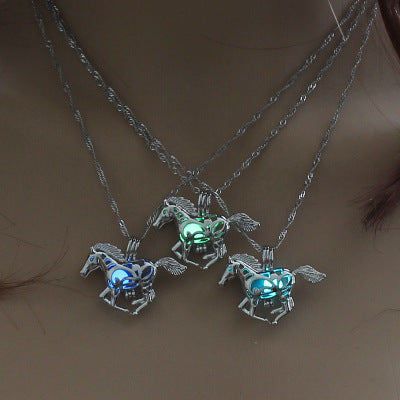 fashionable luminous beads necklace