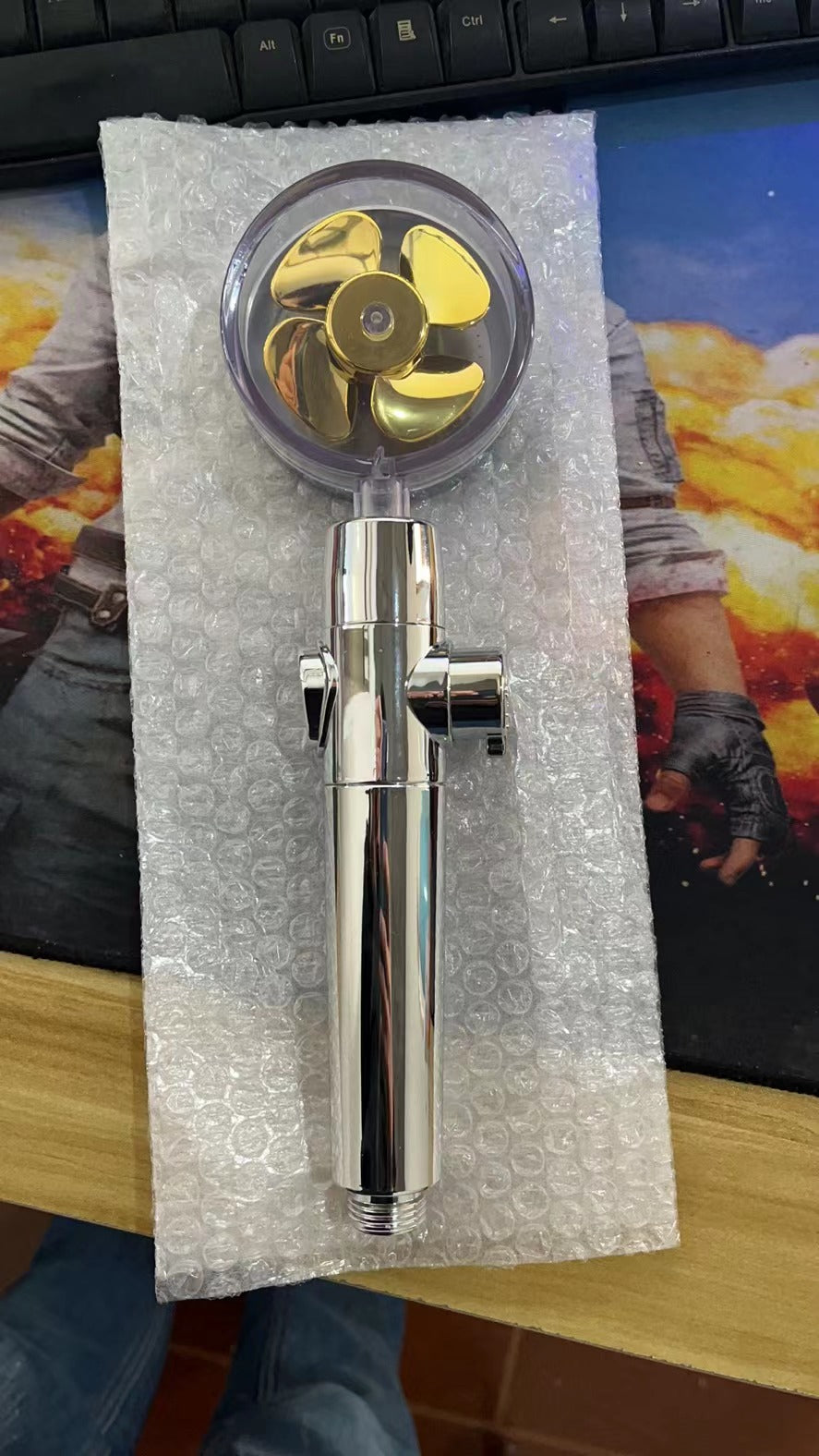 New Turbo Propeller Shower Head Water Saving High Pressure