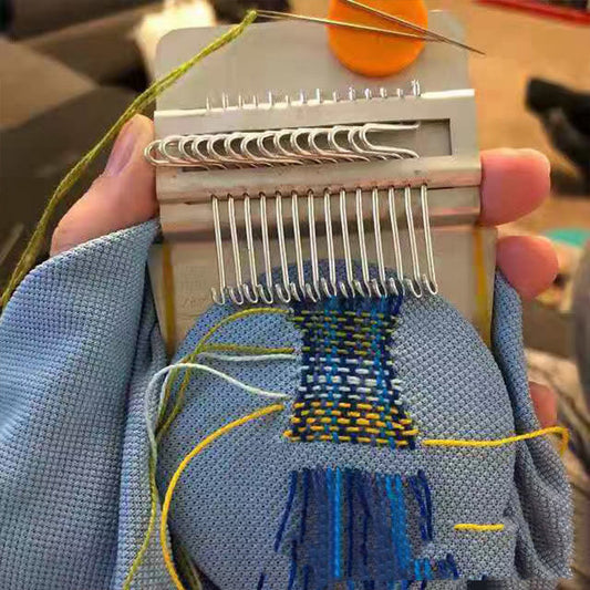 Small Handmade Personality Knitting Machine Tool Without Needle