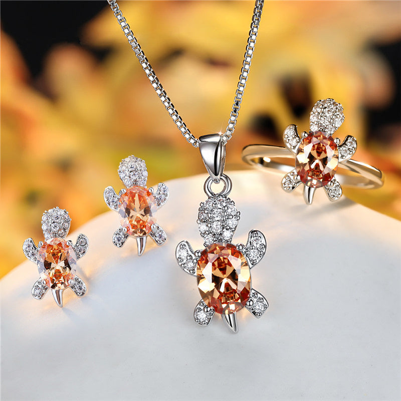 Fashion Oval Zircon Pendant Turtle Shape Necklaces