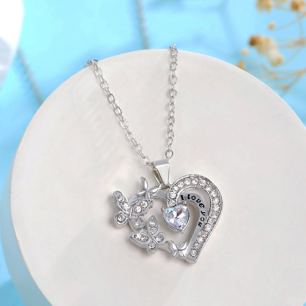 Ins Butterfly Love Necklace With Rhinestones Fashion
