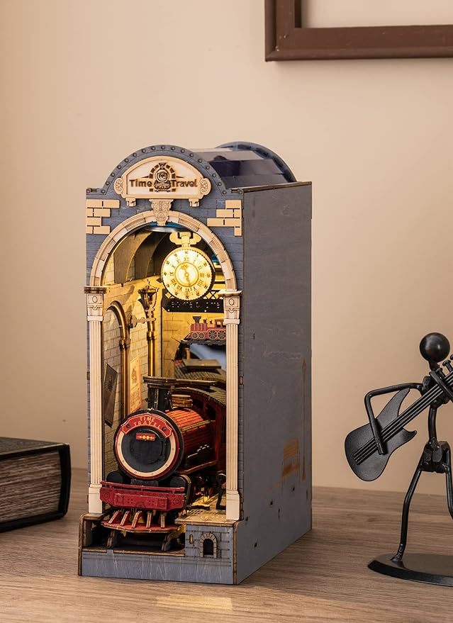 ROBOTIME Rolife DIY Book Nook Kit Bookend Stand