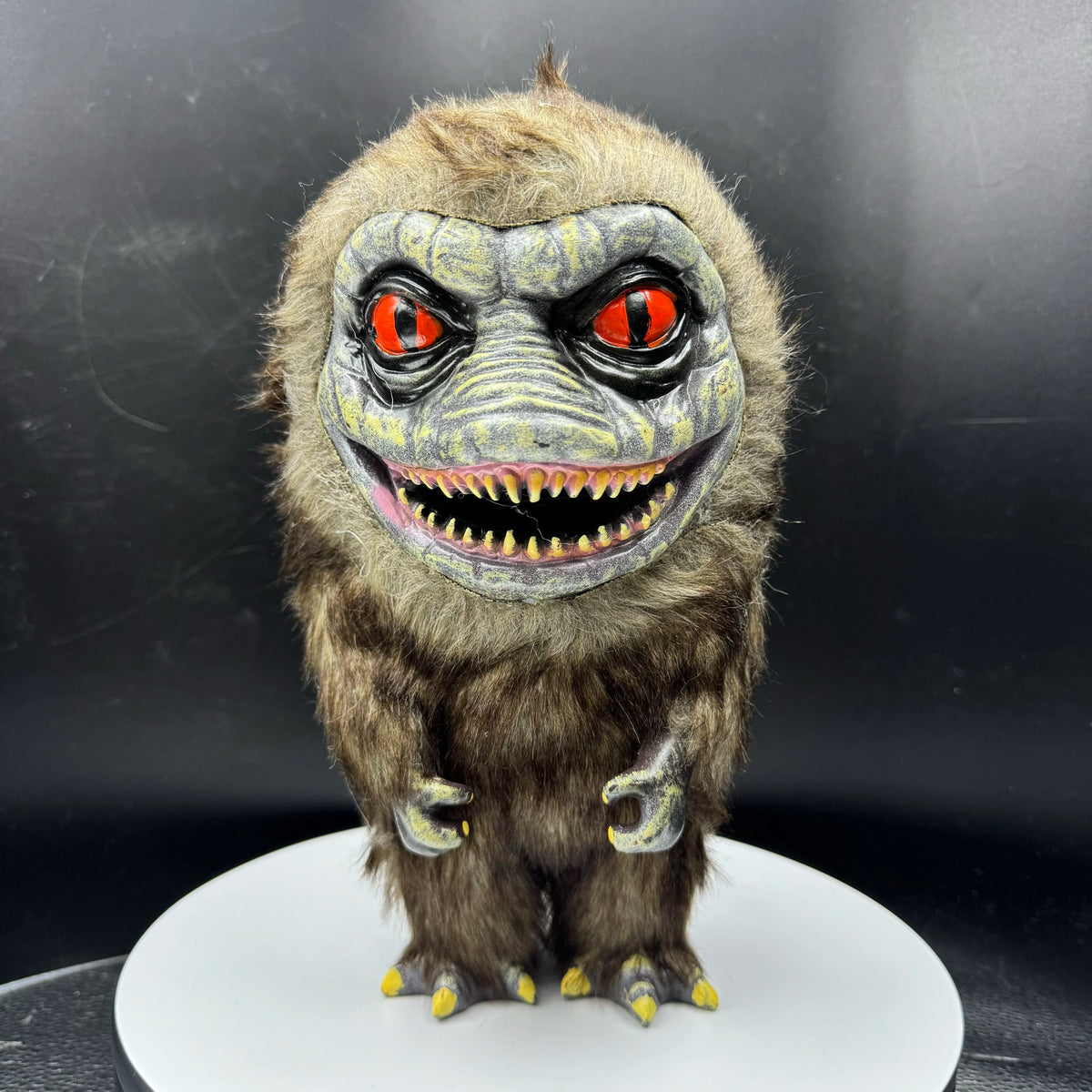 Critters Monster Doll Figurine Realistic Movie Alien