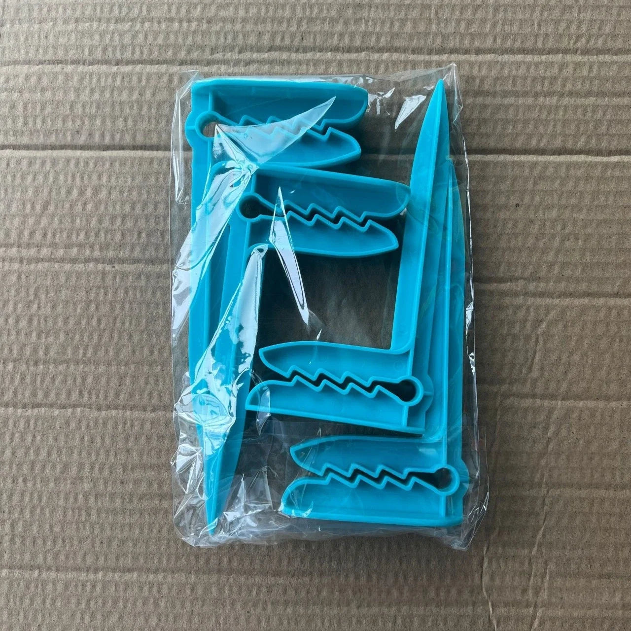 Beach Towel Clip Camping Mat Clip Outdoor Decorative Clothespins