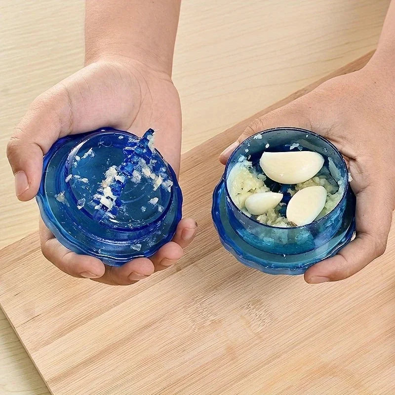 Manual Portable Garlic Crusher - Twist