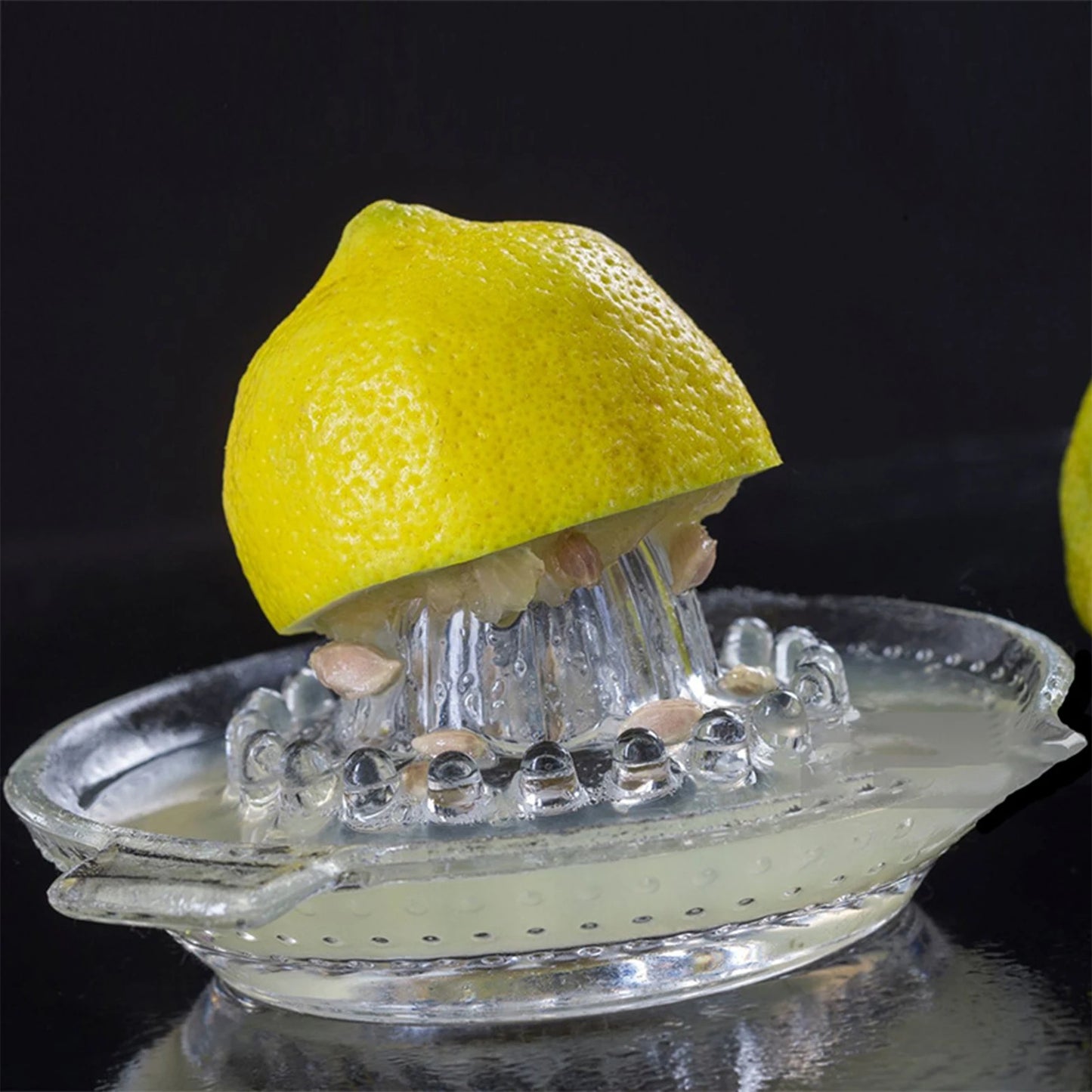Glass Manual Lemon Juicer Orange Squeezer Juice Extractor