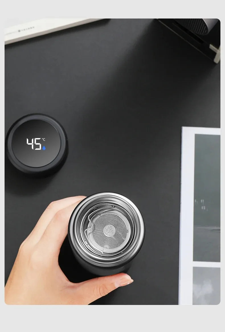 Smart Digital Water Bottle Keeps Cold And Heat Thermal