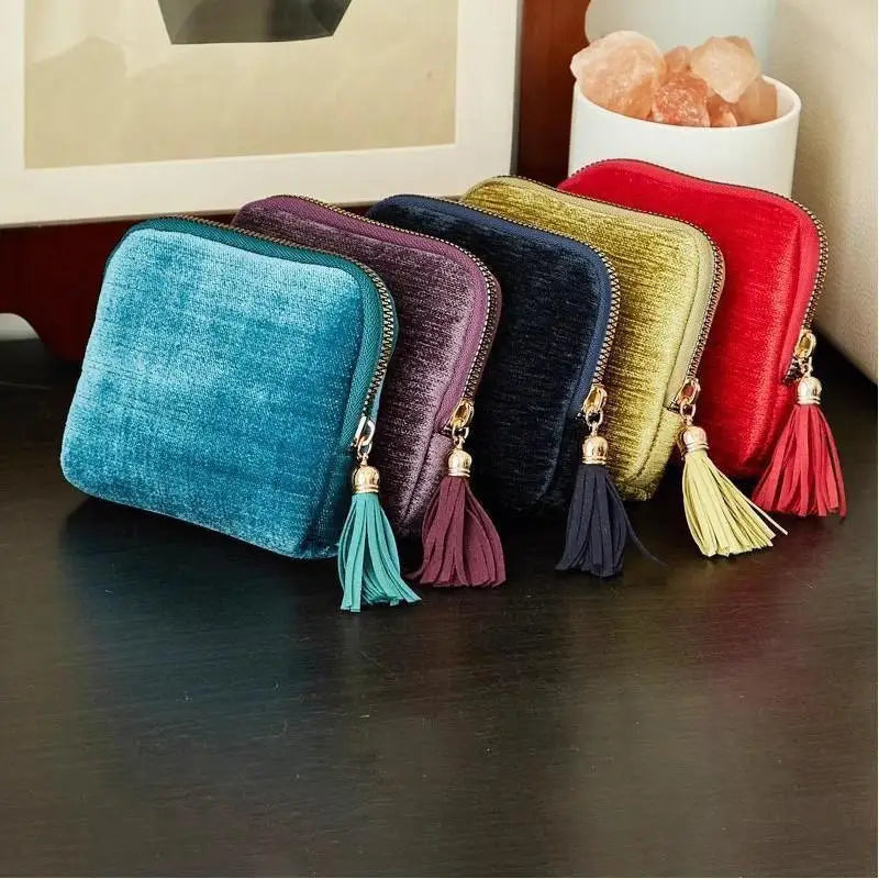Exquisite Jewelry Storage Bag With Tassel Pendant