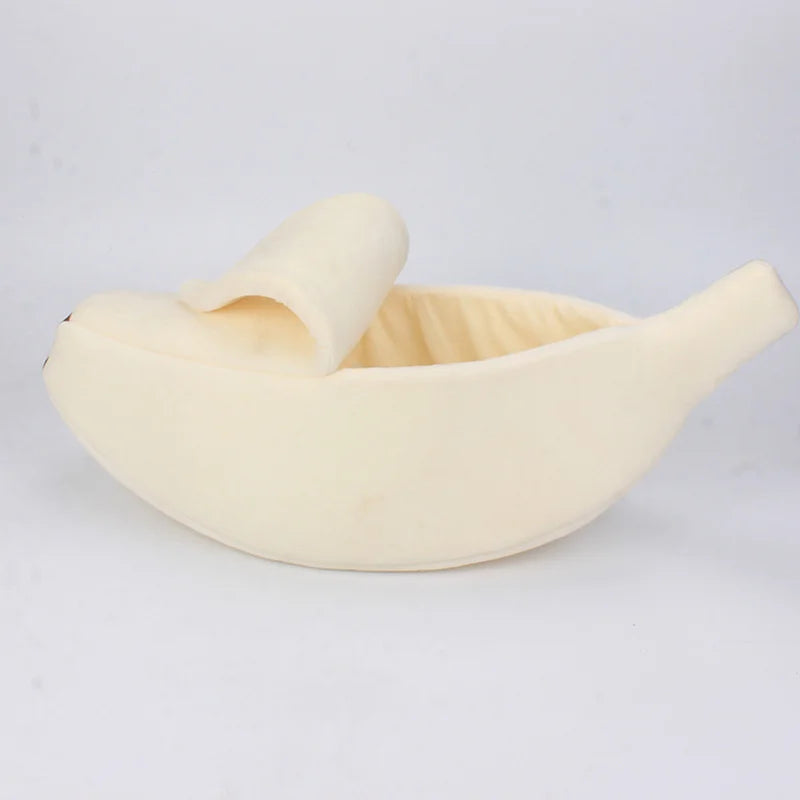 Cute Cats Beds Deep Sleep Comfort In Winter Bed Banana Shape