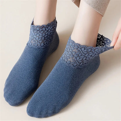 4 Pairs Casual Low Tube Lace Thermal Socks Women