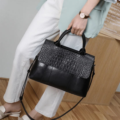 Women's Cowhide Genuine Leather Bag Crossbody Design