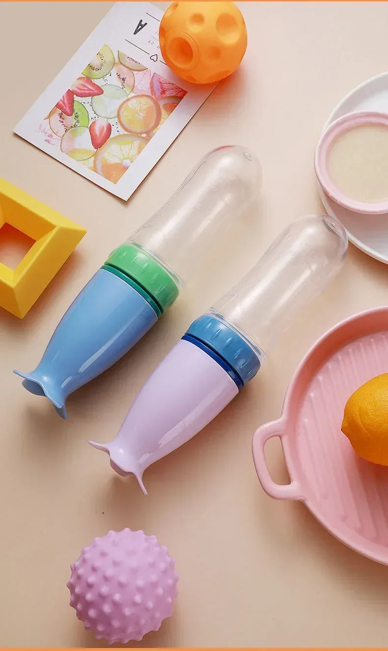 Safe Useful Silicone Baby Bottle with Spoon Food Supplement