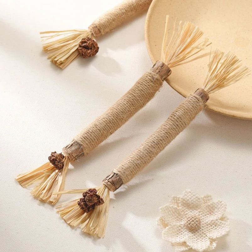 Popular Wood Polygonum teasing cat toy snacks self-hi