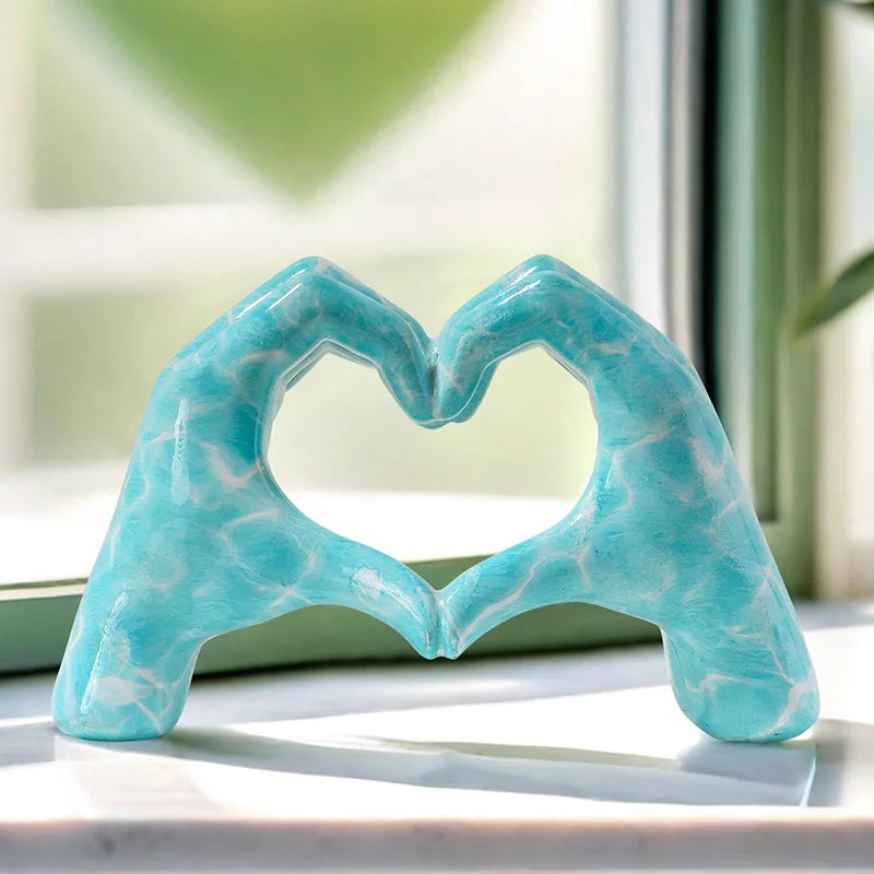 Water Transfer Small Love Gesture Sculpture