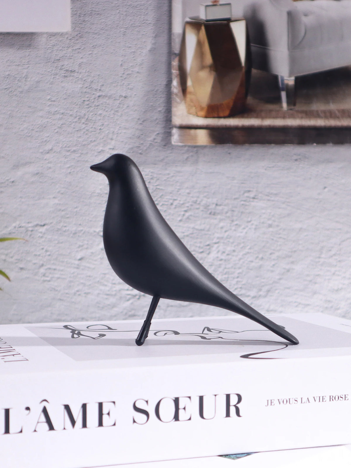 Nordic Style Minimalist Bird Sculpture Resin Craft Artwork