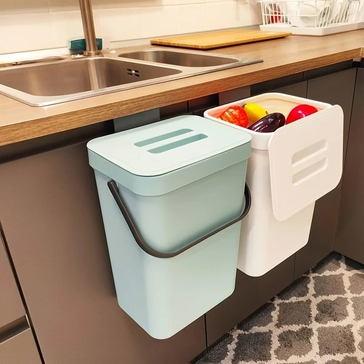 Small Plastic Trash Can Hanging Small Trash Can with Lid