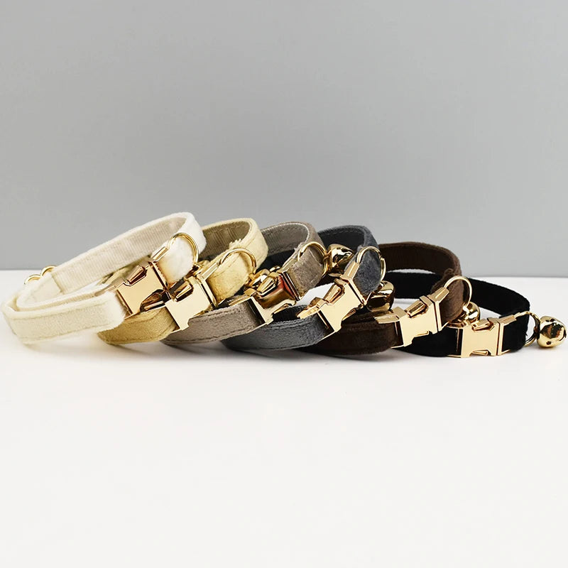 Stylish Adjustable Cat Collar with Bowknot