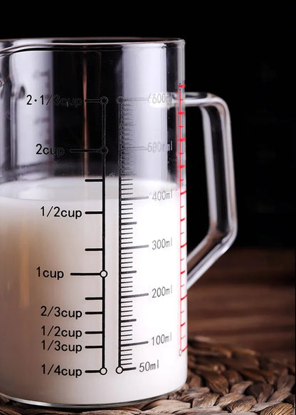 Heat-resistant Glass Measuring Cup With Wood Lid