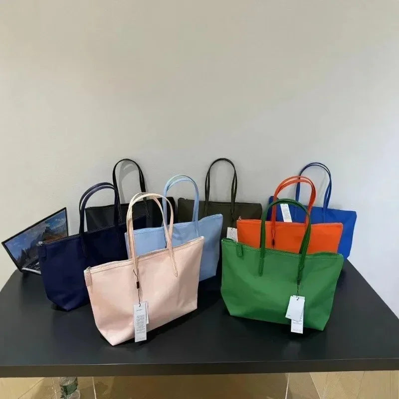 New Premium Trendy Large Capacity Women Commuter Bag