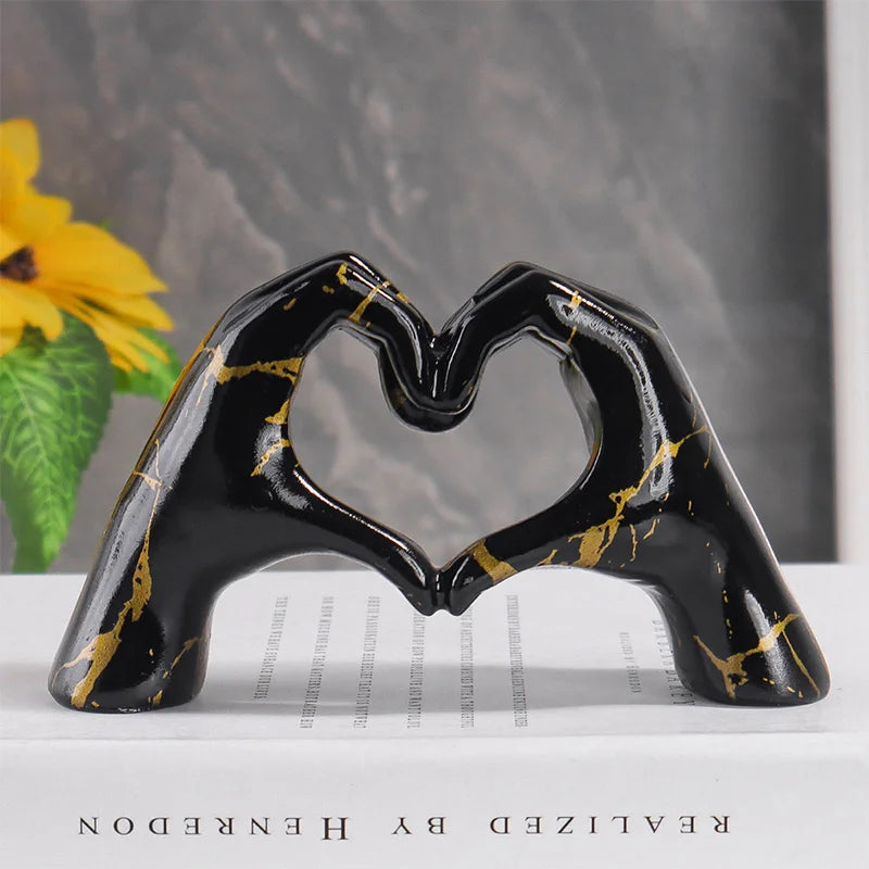 Water Transfer Small Love Gesture Sculpture