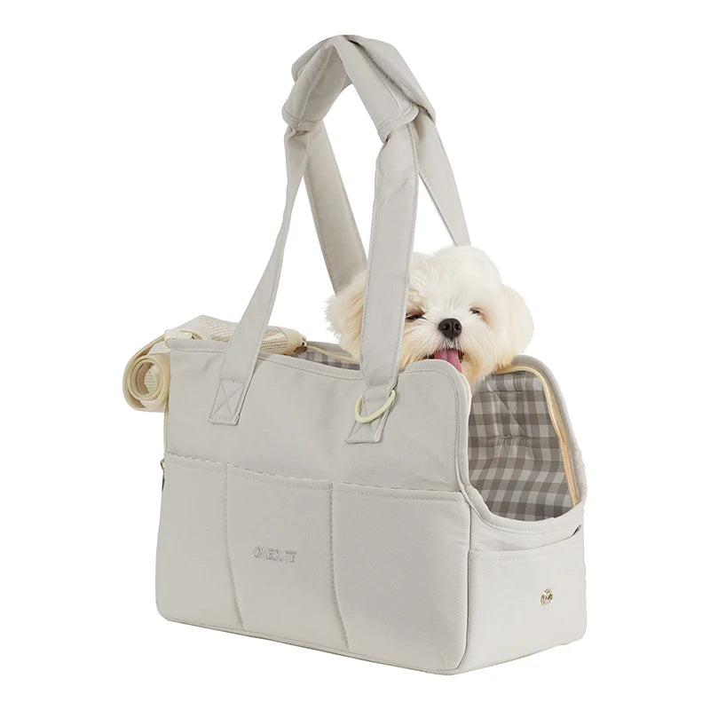 Pets Go Out and Pack Puppies. Portable One-Shoulder Bags