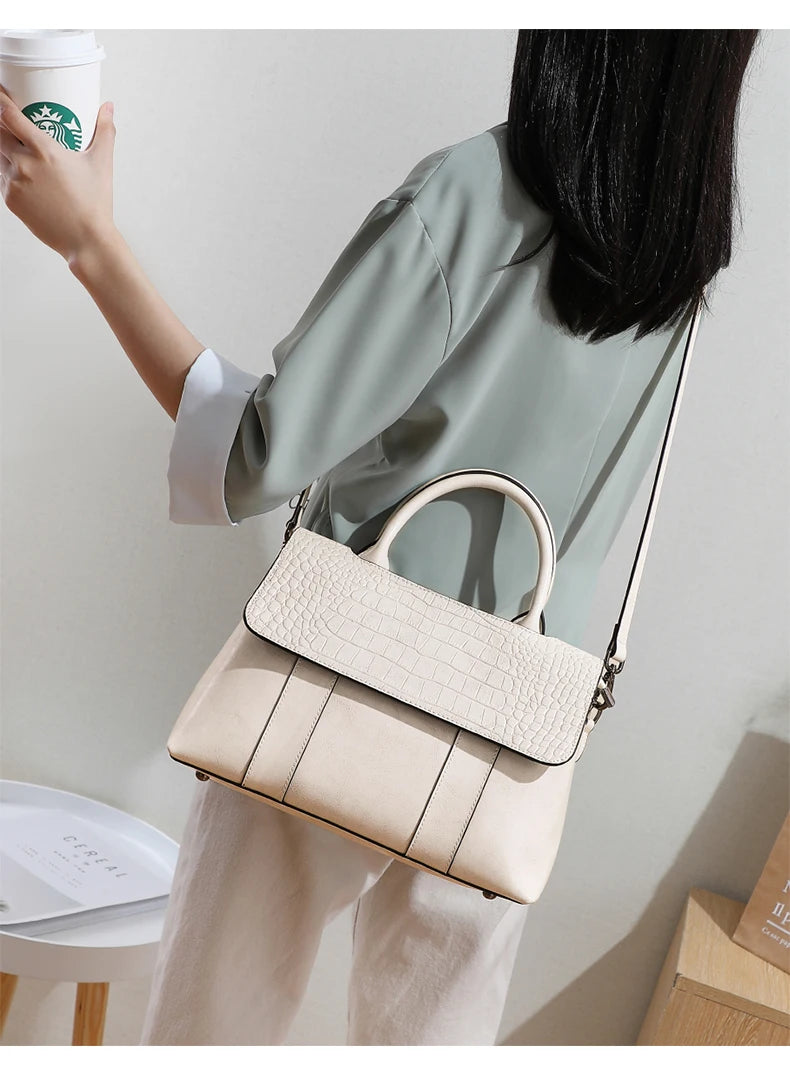 Women's Cowhide Genuine Leather Bag Crossbody Design