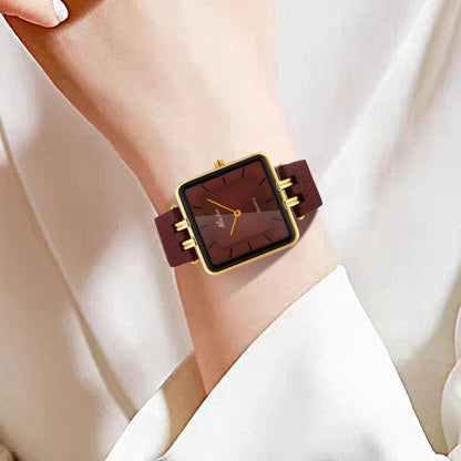 New Fashion Watch Women Casual Leather Strap Quartz