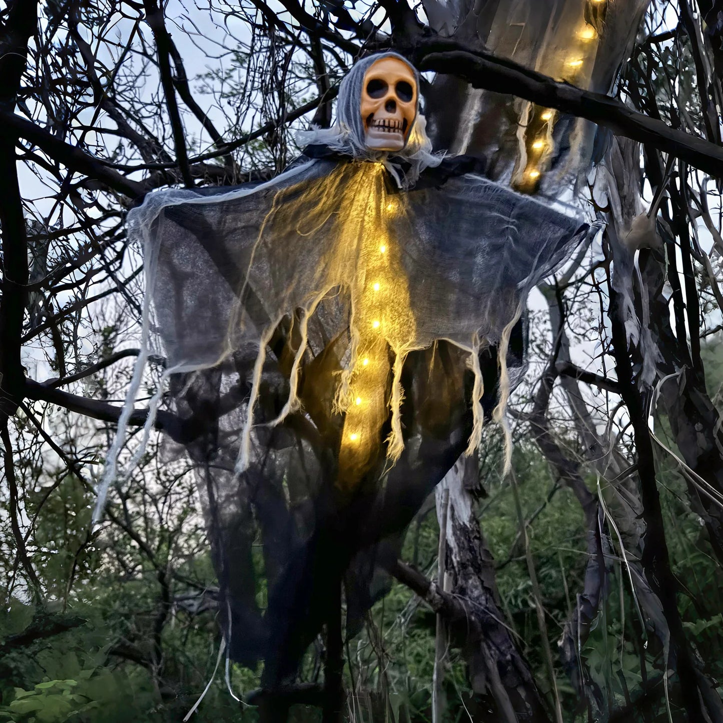Halloween Skeleton Ghost Decoration Ghost with LED String Lights