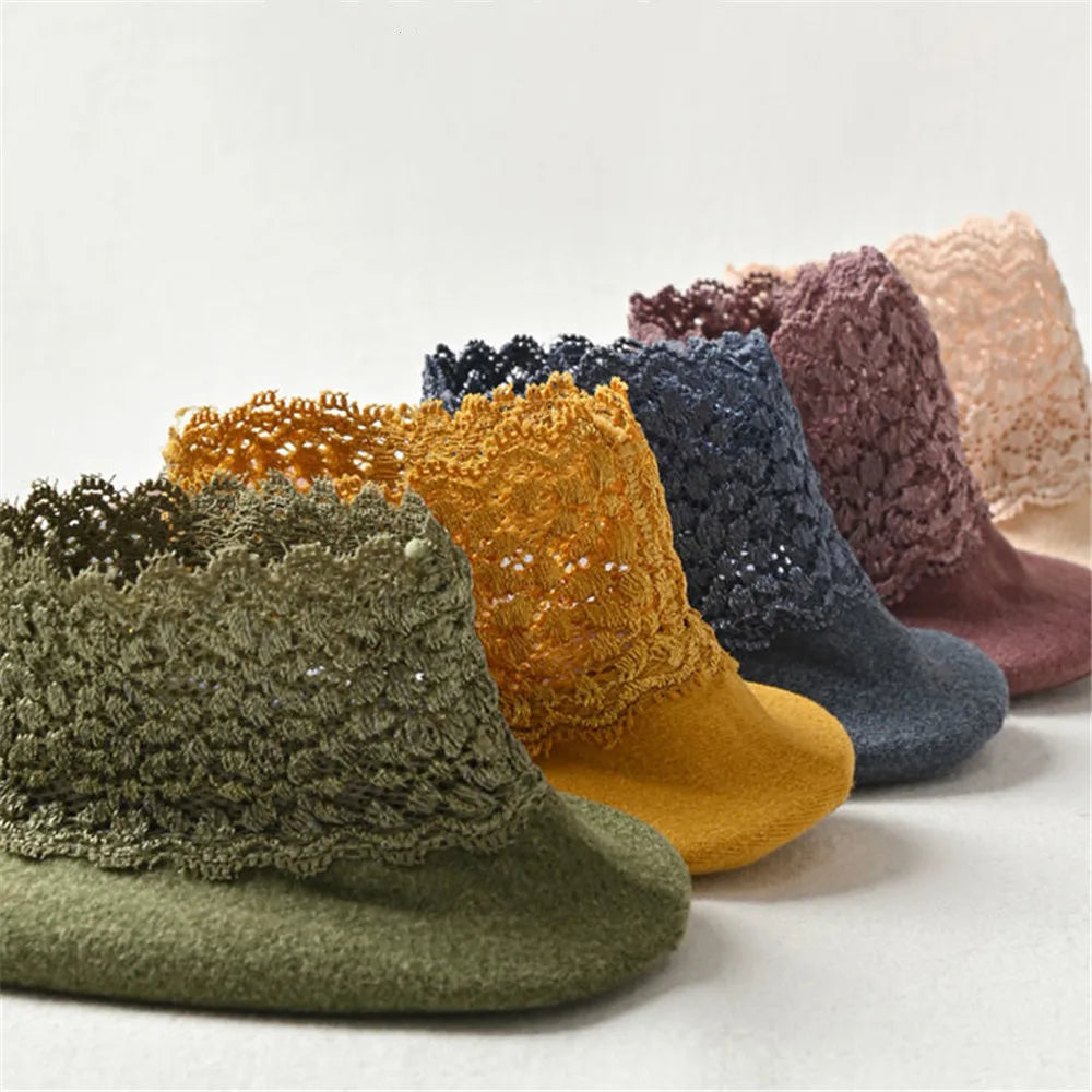 4 Pairs Casual Low Tube Lace Thermal Socks Women