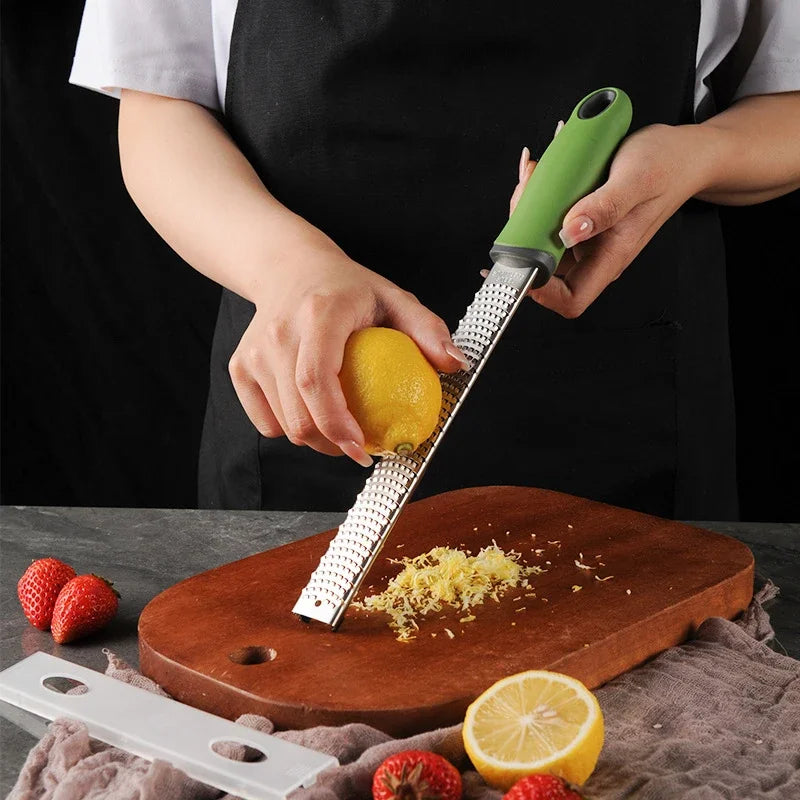 Stainless Steel Cheese Grater & Lemon Zester with Protect Cover