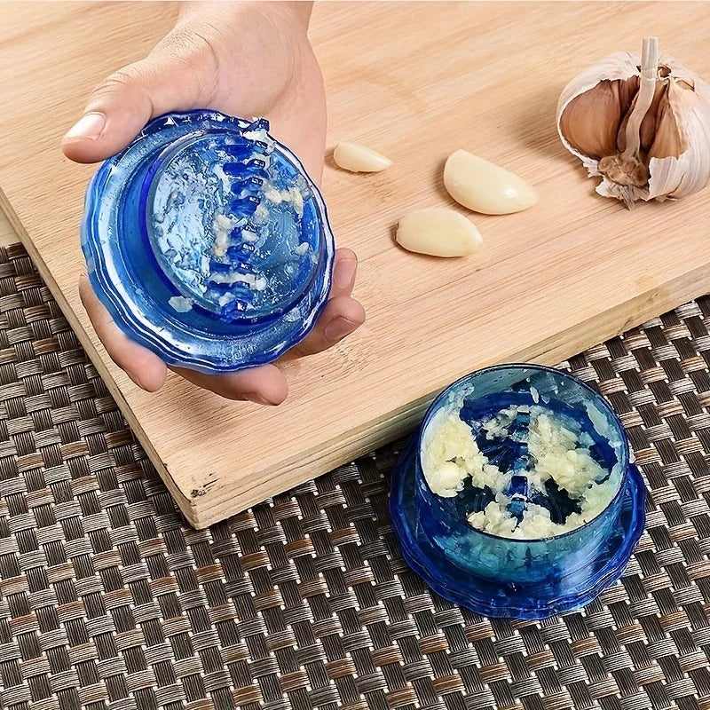 Manual Portable Garlic Crusher - Twist