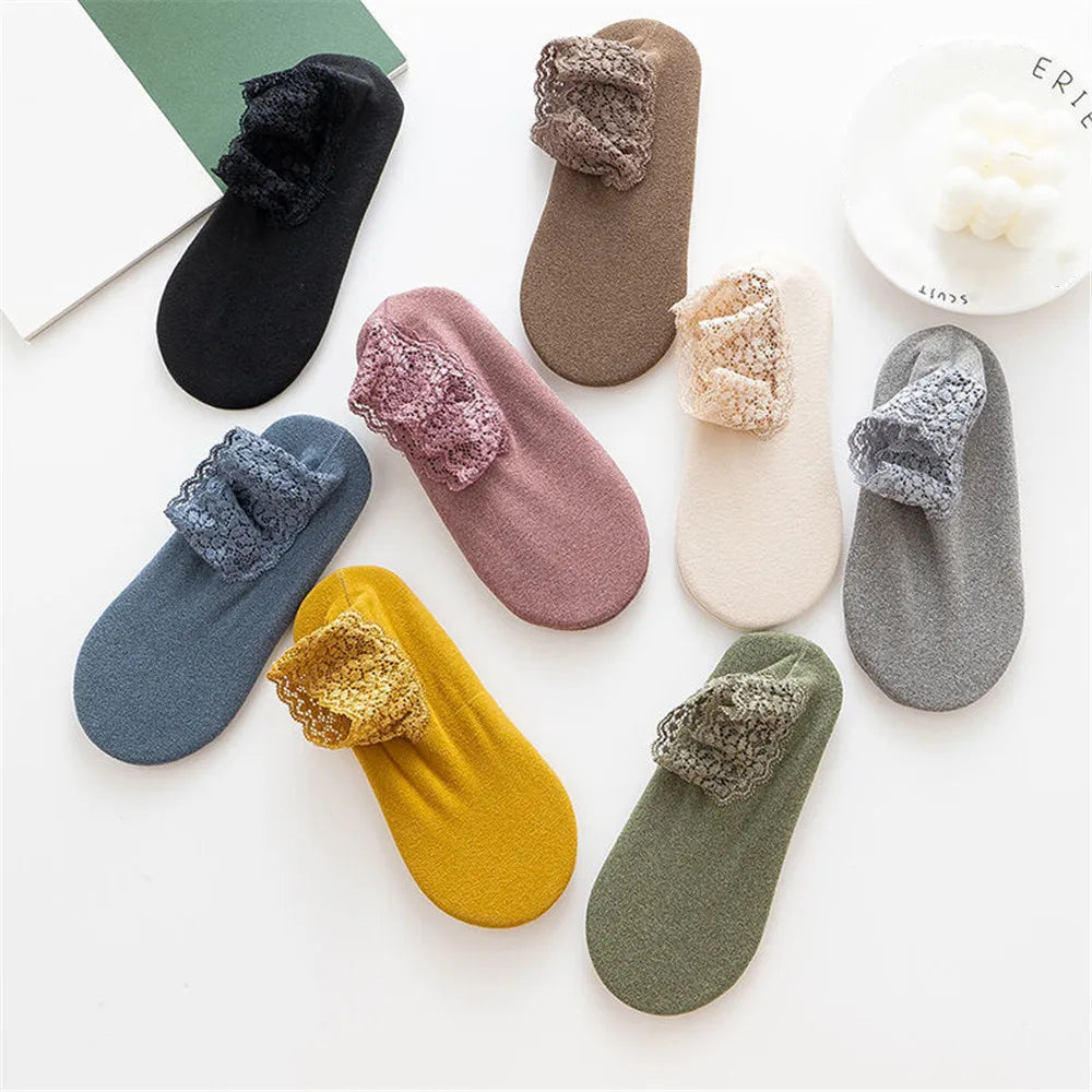 4 Pairs Casual Low Tube Lace Thermal Socks Women