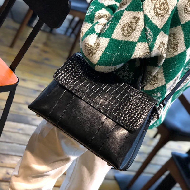 Women's Cowhide Genuine Leather Bag Crossbody Design