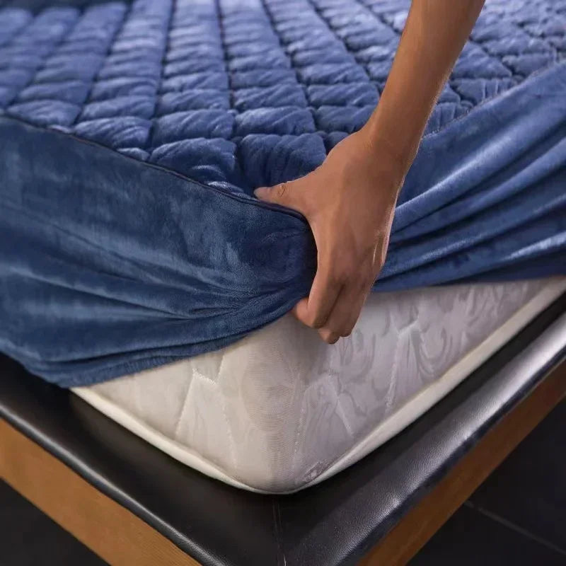 Crystal Velvet Thicken Quilted Mattress Cover Pillowcase