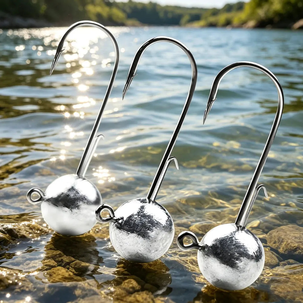 Jig fishing hooks with auxiliary hook,