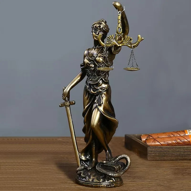 Creative Retro Round bottom Justice Goddess Statue Lawyer