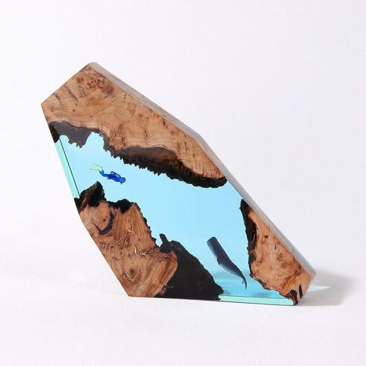 Cavern Whale Diver Tabletop Lamp Decoration Marine Art