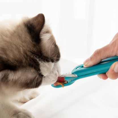 The Hot Cat Strip Spoon Feeder Squeezes